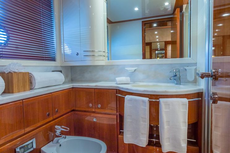 Charter Yacht CINQUE MARE - Ferretti 88 - Miami Day Charter Yacht - Miami - South Beach - Florida