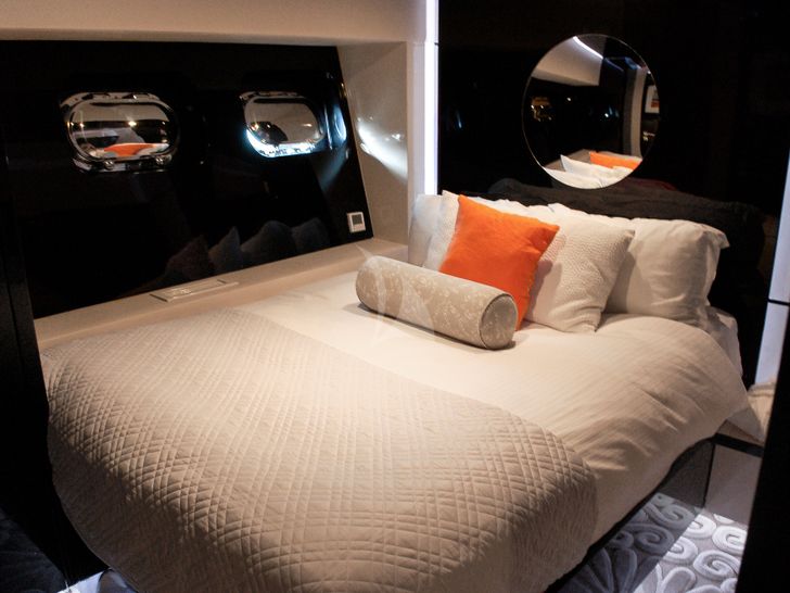 CLAREMONT - VGB Superyachts 105 CLAREMONT - VGB Superyachts 105