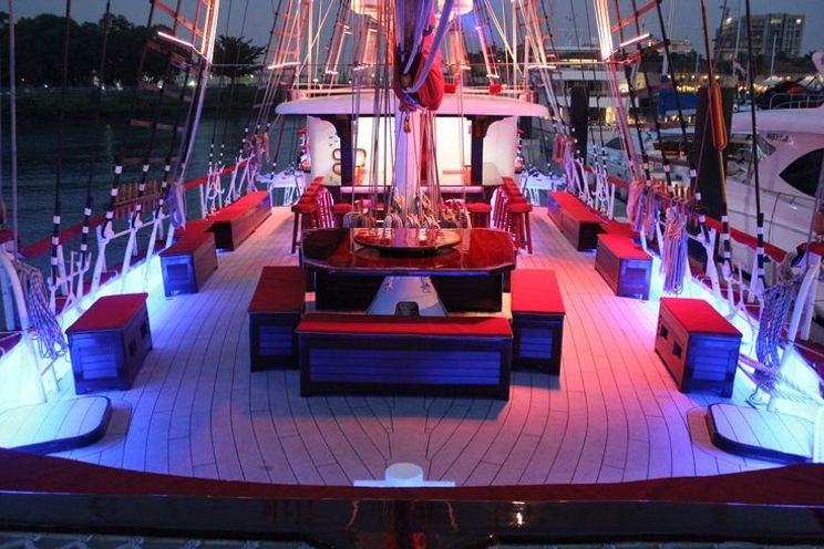 Charter Yacht Classic Sailing Yacht - Guest Capacity 149 - Singapore