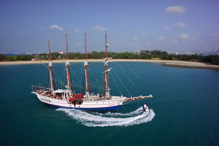 Charter Yacht Classic Sailing Yacht - Guest Capacity 149 - Singapore
