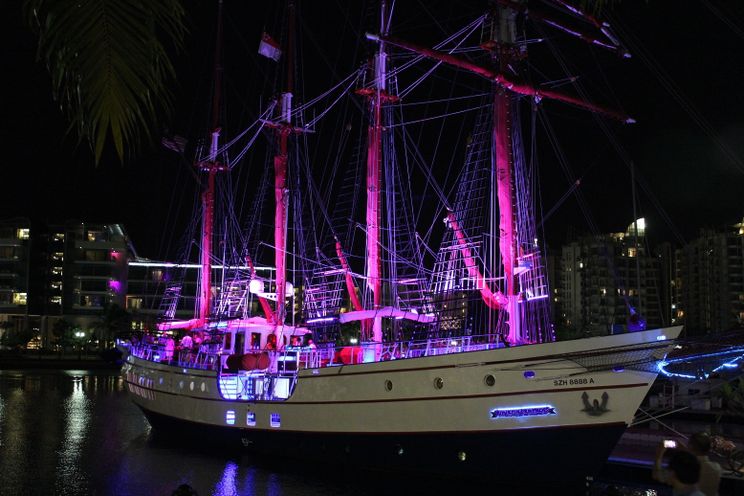 Charter Yacht Classic Sailing Yacht - Guest Capacity 149 - Singapore