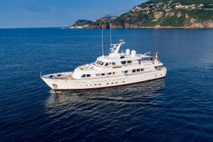 CORNELIA - RMK Marine 34m - 4 Cabins - Cannes - Monaco - St Tropez - Portofino
