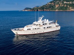 CORNELIA - RMK Marine 34m - 4 Cabins - Monaco - Cannes - St Tropez - Portofino