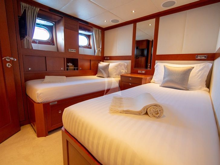 aft port twin cabin aft port twin cabin