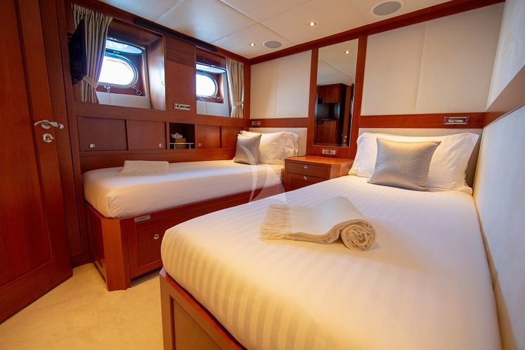 Charter Yacht CORNELIA - RMK Marine 34m - 4 Cabins - Monaco - Cannes - St Tropez - Portofino