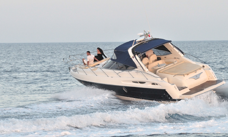 Charter Yacht Cranchi 41 Endurance - 8 Guests Cruising - Porto Cervo - Olbia - Cannigione