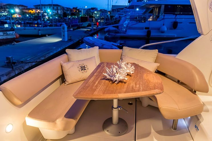 Charter Yacht Cranchi Zaffiro 32 - Taormina - Acitrezza - Siracusa - Lipari
