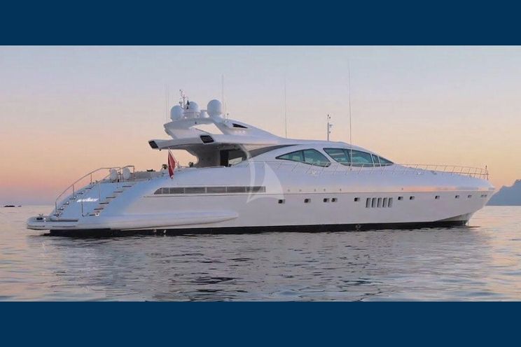 Charter Yacht CRAZY - Mangusta 130 - 5 Cabins - Cannes - Golfe Juan - Monaco - Antibes - St Tropez