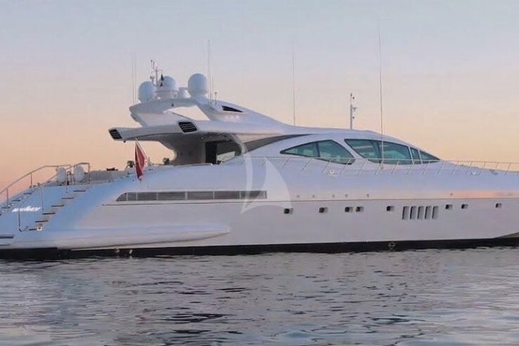 Charter Yacht CRAZY - Mangusta 130 - 5 Cabins - Cannes - Golfe Juan - Monaco - Antibes - St Tropez
