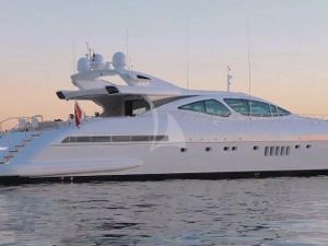CRAZY - Mangusta 130 - 5 Cabins - Cannes - Golfe Juan - Monaco - Antibes - St Tropez CRAZY - Mangusta 130 - 5 Cabins - Cannes - Golfe Juan - Monaco - Antibes - St Tropez