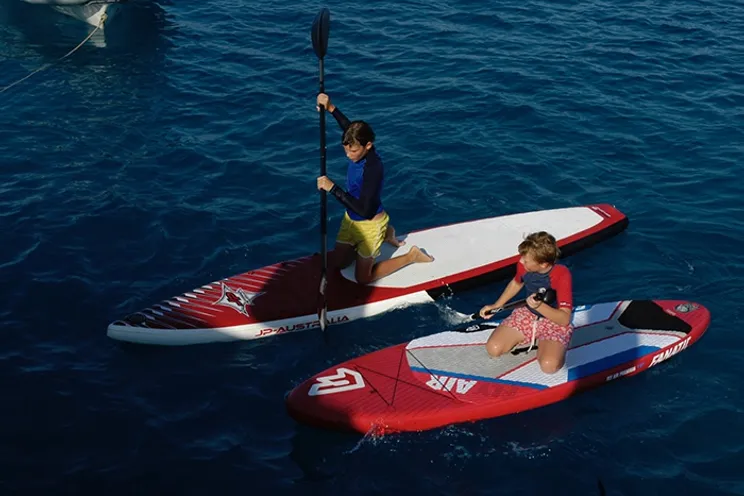 Charter Yacht LONESTAR - Custom 85 Catamaran - 6 Cabins - Seychelles