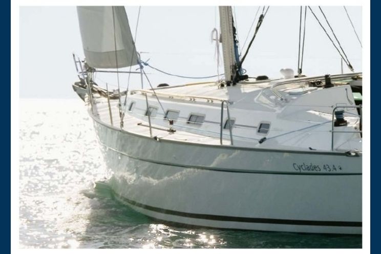 Charter Yacht Cyclades 43.4 - 4 Cabins - Procida - Naples