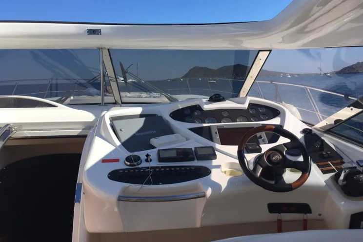 Charter Yacht DALILA - Sunseeker Predator 56 - Day Charter - Cannes - Monaco - St Tropez