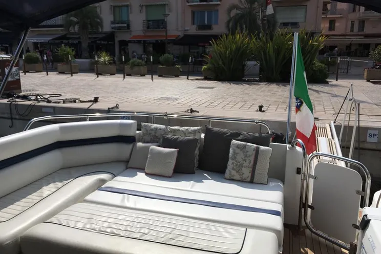 Charter Yacht DALILA - Sunseeker Predator 56 - Day Charter - Cannes - Monaco - St Tropez