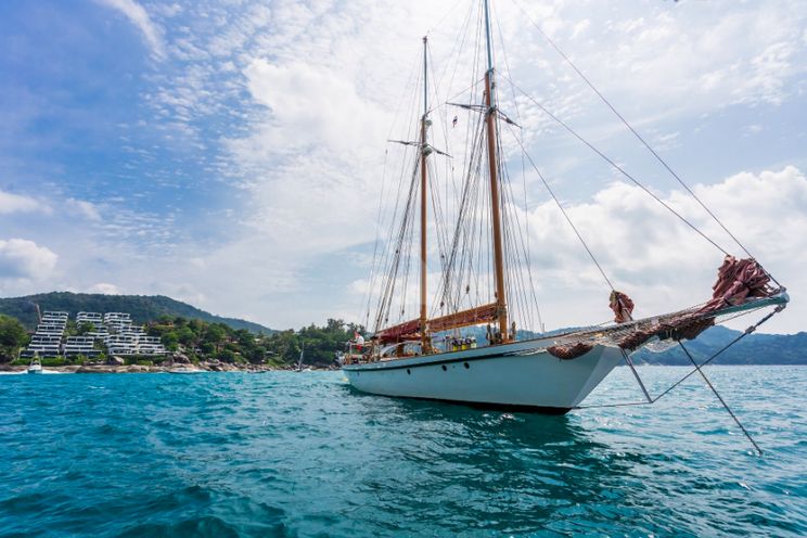 Charter Yacht DALLINGHOO - Schooner 99 - 4 Cabins - Phuket - Malaysia - Myanmar - Indonesia