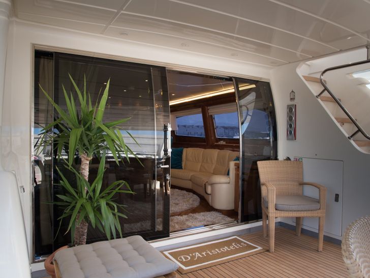 D`ARISTOTELIS Canados 24m Aft D`ARISTOTELIS Canados 24m Aft