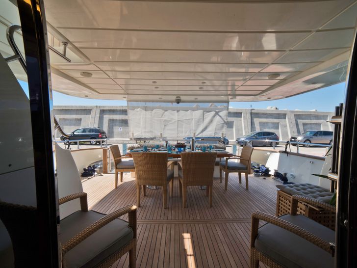 D`ARISTOTELIS Canados 24m Aft D`ARISTOTELIS Canados 24m Aft