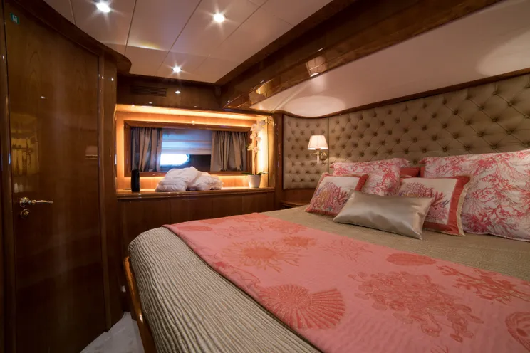 Charter Yacht D`ARISTOTELIS - Canados 24m - 4 Cabins - Castellamare di Stabia - Naples - Pompeii - Capri - Amalfi Coast