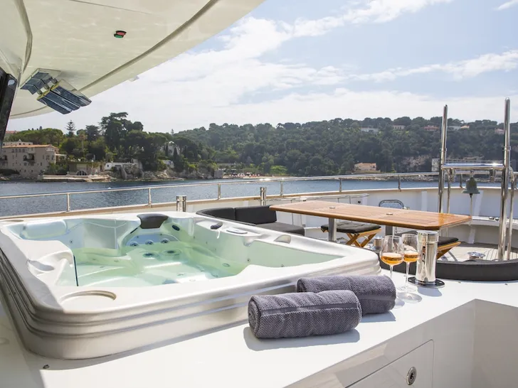 Jacuzzi