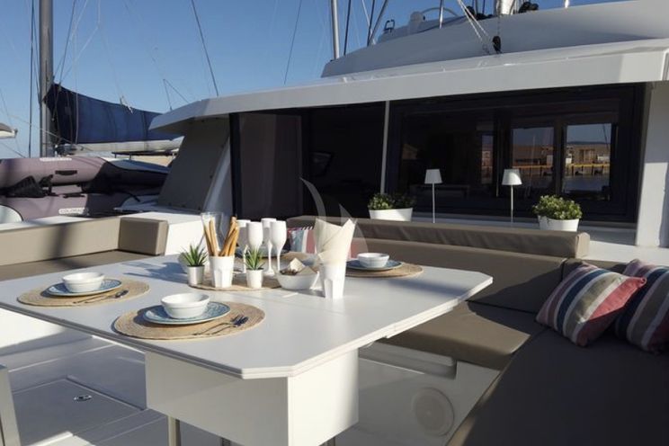 Charter Yacht DIDYMOS - Bali 5.4 - 5 Cabins - Palermo - Sicily - Naples - Riviera - Corsica - Sardinia