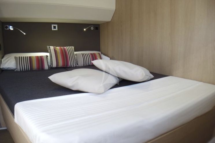 Charter Yacht DIDYMOS - Bali 5.4 - 5 Cabins - Palermo - Sicily - Naples - Riviera - Corsica - Sardinia