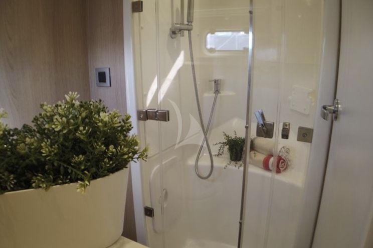 Charter Yacht DIDYMOS - Bali 5.4 - 5 Cabins - Palermo - Sicily - Naples - Riviera - Corsica - Sardinia