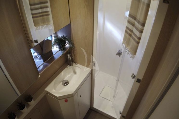 Charter Yacht DIDYMOS - Bali 5.4 - 5 Cabins - Palermo - Sicily - Naples - Riviera - Corsica - Sardinia