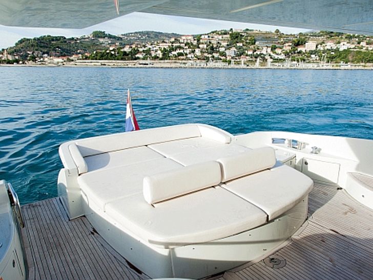 DONNA LOKA - Crewed motor yacht - Aft Sunpads DONNA LOKA - Crewed motor yacht - Aft Sunpads