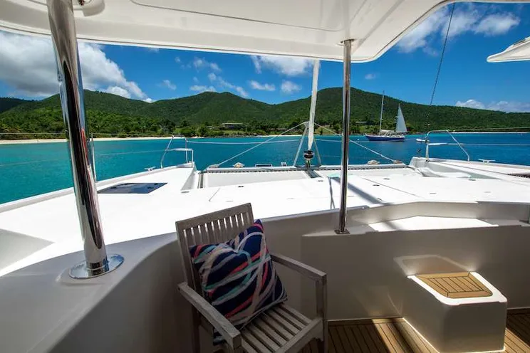 Charter Yacht DOLPHIN DAZE - Leopard 58 - 5 cabins - St Thomas - St John - St Croix