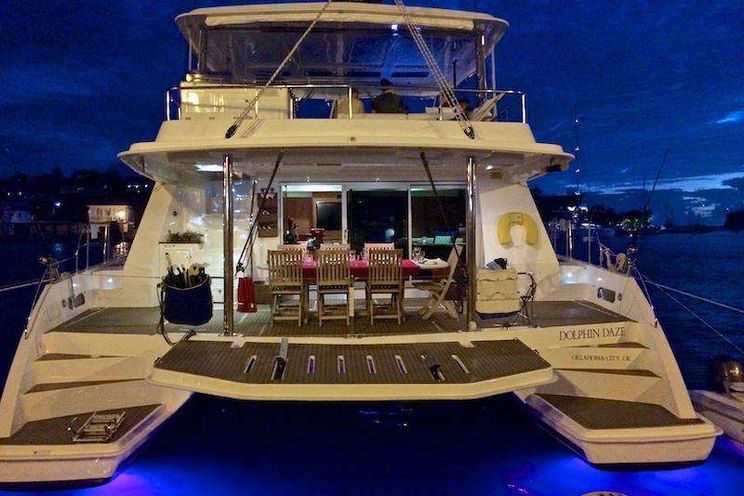 Charter Yacht DOLPHIN DAZE - Leopard 58 - 5 cabins - St Thomas - St John - St Croix
