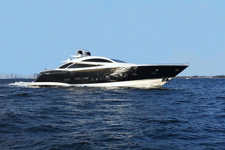 Charter Yacht DOUBLE D - Sunseeker Predator 108 - 4 Cabins - Miami - Nassau - Exumas