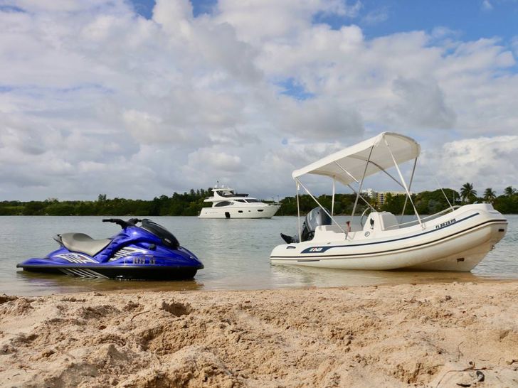 Miami Day Charter Yacht DR NO Ferretti 75 Dinghy + Waverunner Miami Day Charter Yacht DR NO Ferretti 75 Dinghy + Waverunner