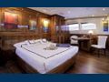 DRAGON Motor Yacht VIP Cabin