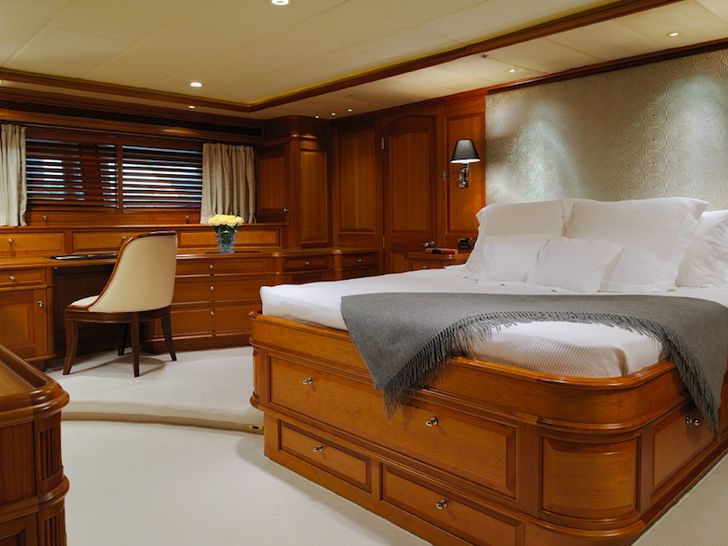 DRUMBEAT Alloy 53m Luxury Sailing Yacht DRUMBEAT Alloy 53m Luxury Sailing Yacht