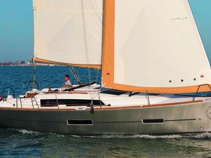 Dufour 382 - 3 cabins - Antibes Dufour 382 - 3 cabins - Antibes