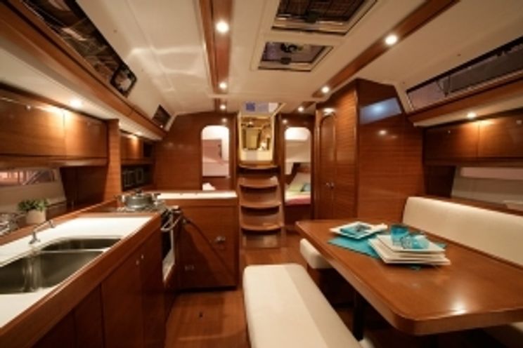 Charter Yacht Dufour 405 - 3 Cabins - Golfe Juan - South of France