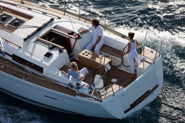 Charter Yacht Dufour 405 Grand Large - 3 Cabins - Denia