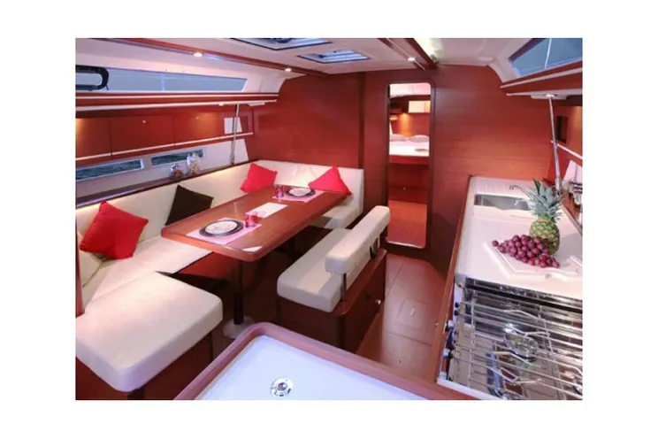 Charter Yacht Watersmoke