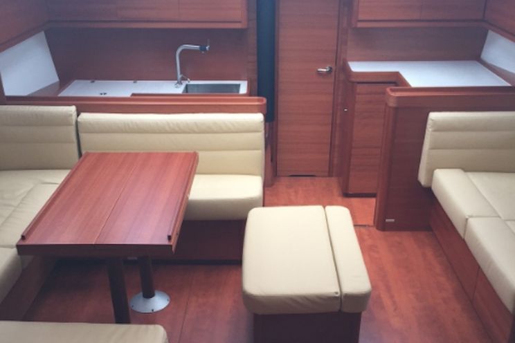 Charter Yacht Dufour 512 - 2016 - 5 Cabins - Posrtisco - Sardinia