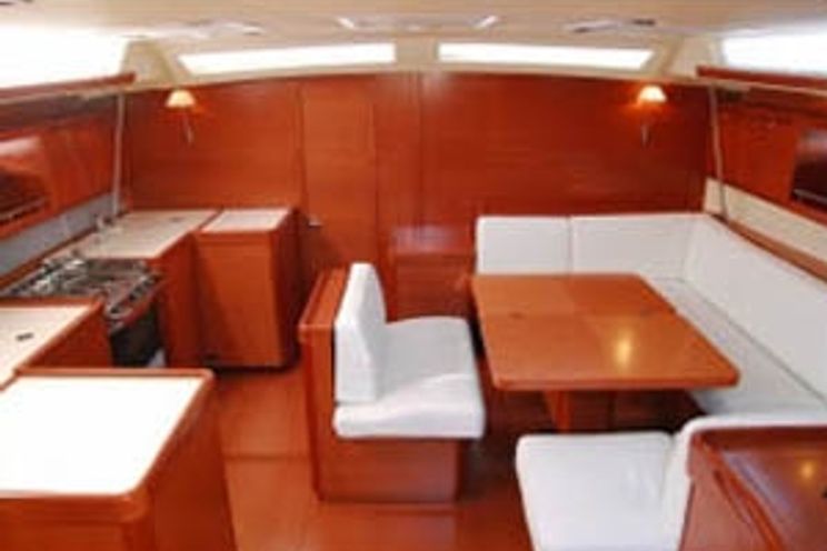 Charter Yacht Dufour 525 - 5 Cabins - Procida