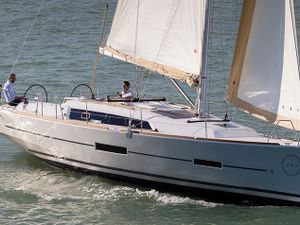 Dufour 382 - 3 Cabins - Athens - Mykonos Dufour 382 - 3 Cabins - Athens - Mykonos