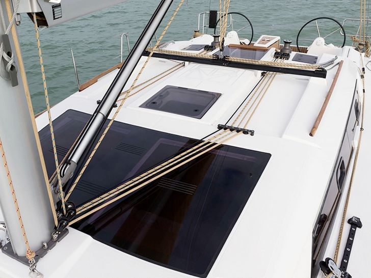 Dufour 382 Dufour 382