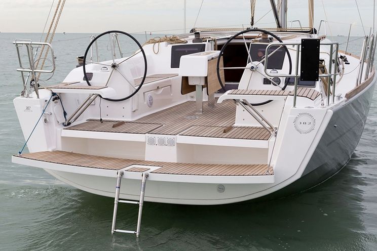 Charter Yacht Dufour 382 - 3 Cabins - Athens - Mykonos