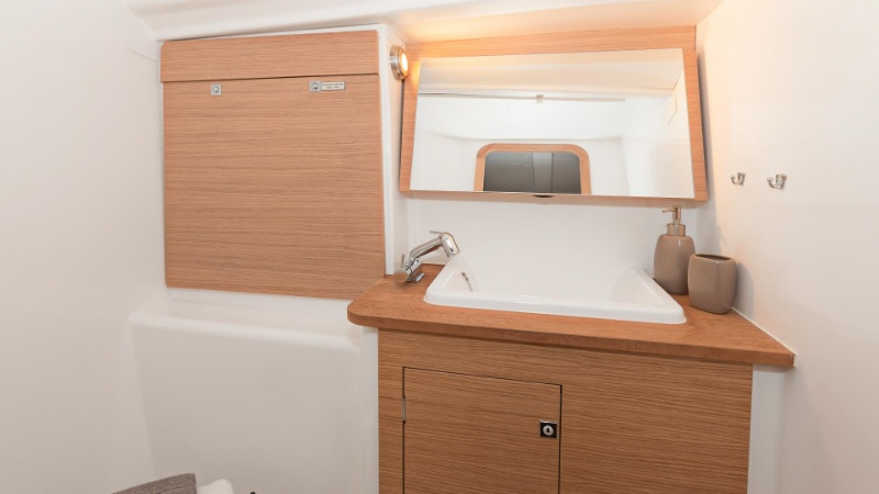 Charter Yacht Dufour 382 Grand Large - 2017 - 3 Cabins(3 double)- Horta - Azores - Portugal