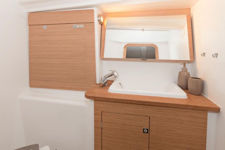 Charter Yacht Dufour 382 Grand Large - 2017 - 3 Cabins(3 double)- Horta - Azores - Portugal