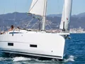 Dufour 390GL Sailing