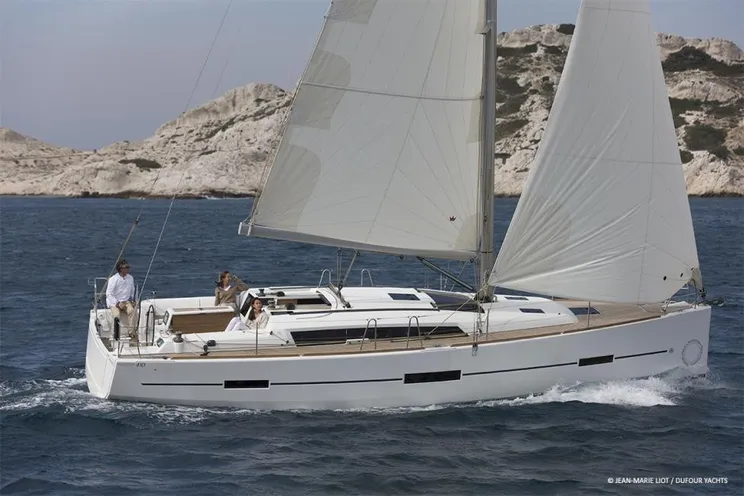 Charter Yacht Dufour 410 Grand Large - 3 cabins(3 double)- 2016 - Horta - Faial - Azores - Portugal