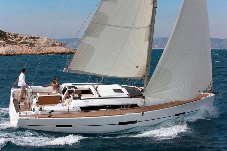 Charter Yacht Dufour 412 GL(2017)- 3 Cabins - Ajaccio - Corsica