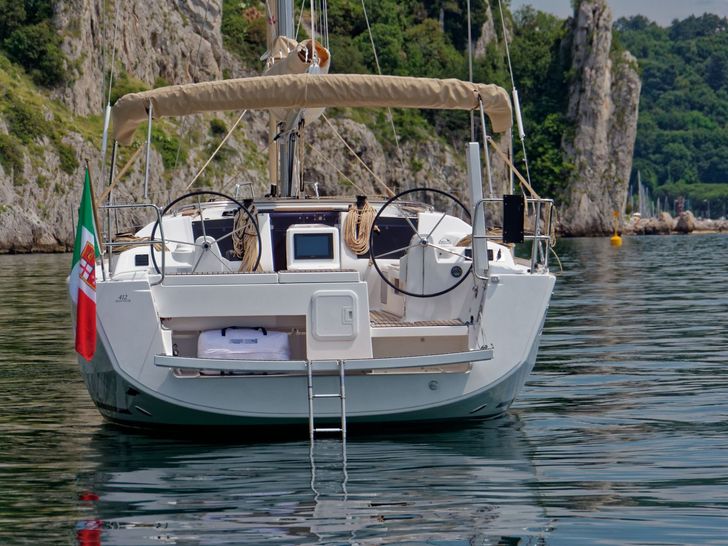 Dufour 412 Grand Large Dufour 412 Grand Large