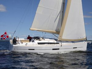 Dufour 412 - 3 Cabins(3 double)- 2020 - Nassau Dufour 412 - 3 Cabins(3 double)- 2020 - Nassau